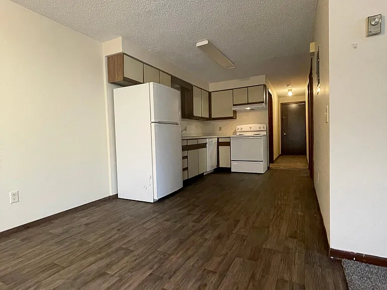 2908 Birch St #12 — Photo 10