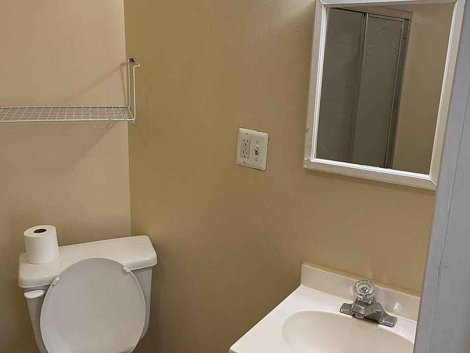 1st image of 11 Griggs St SW #2.0