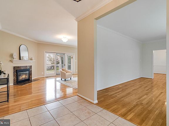 4th image of 3700 Elberta Ln