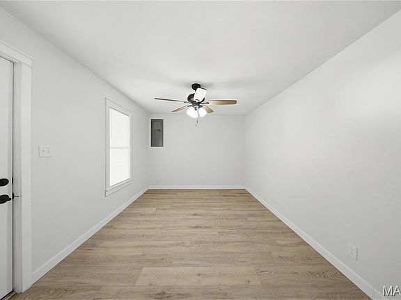 4th image of 518 W Victor St