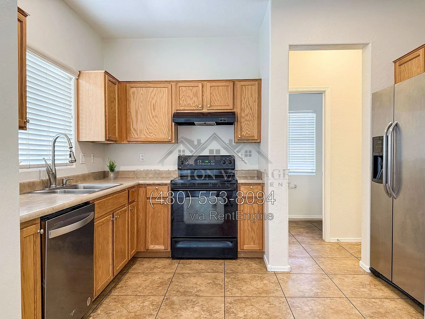 3 bed, 2.5 bath, 1375 sqft, $1,945 — Photo 4