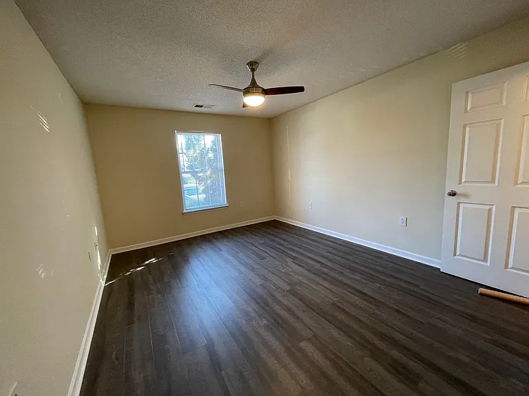 813 Granite St #F — Photo 10