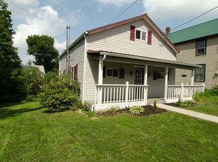 7 Maple Ave, Antwerp, NY 13608