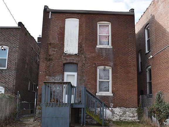 2nd image of 5875 Lotus Ave