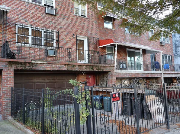 858 Morris Park Avenue, Bronx, NY 10462