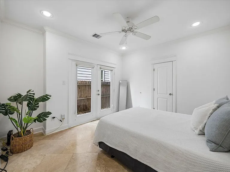 621 Rutland St #D — Photo 14