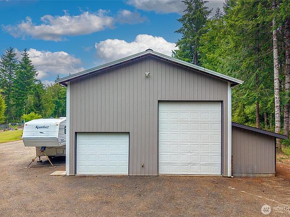 5th image of 1825 W Deegan Road E