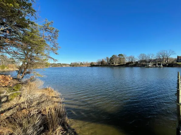 4 E Bleak House Farm Ln, Lottsburg, VA 22511