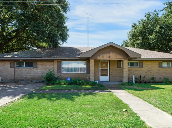 1326 E 12th St, Crowley, LA 70526