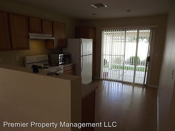 5th image of 1084 Blue Sands Ct