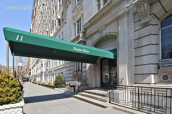 Sold by Corcoran | media 6