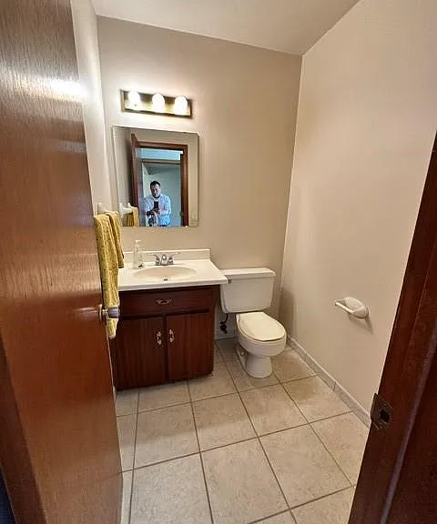 921 Kennedy Dr W — Photo 10