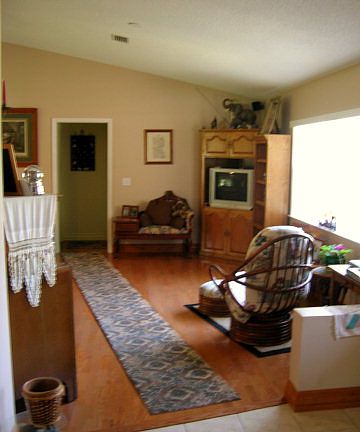 4th image of 15 Burland Pl