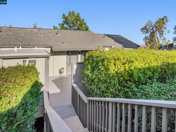 1465 Ashwood Dr, Martinez, CA 94553