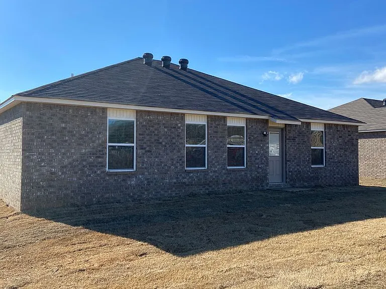 1750 Ryder St — Photo 16