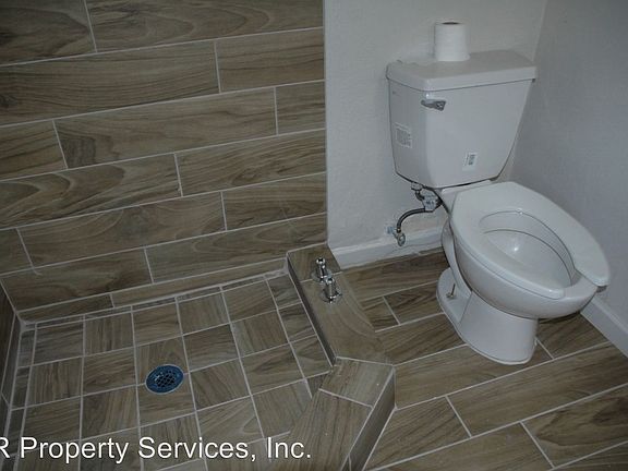 4th image of 2505 E Monroe St APT 107