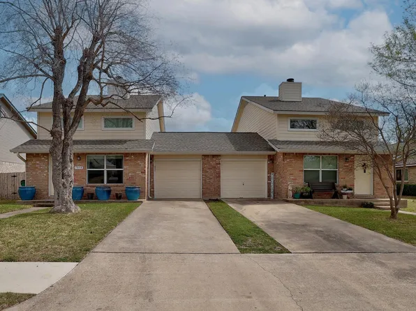 703 Valley View Dr #A & B, Pflugerville, TX 78660