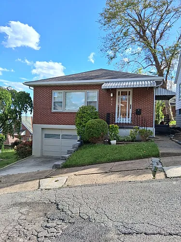 804 Elmwood Ln Photo 1