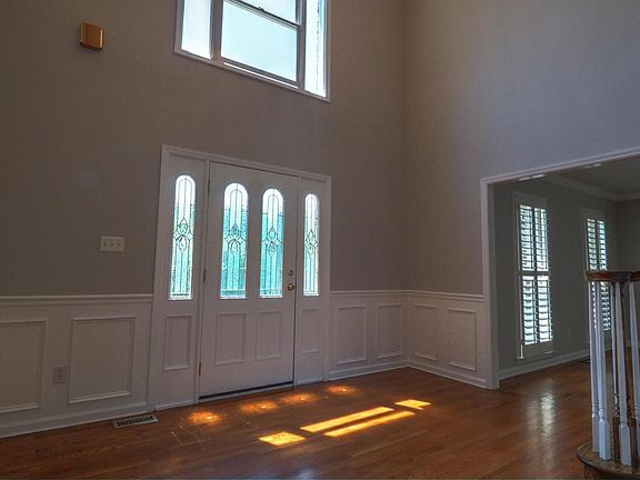 2nd image of 1316 Shadybrook Cove Ln