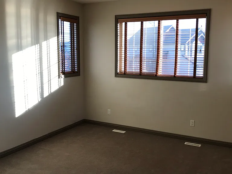 20 Becker Cres — Photo 13