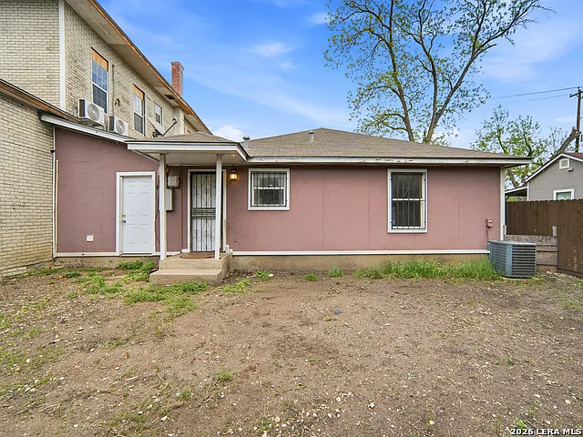1301 S Palmetto — Photo 20