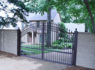 1928 Riverdale Rd, Germantown, TN 38138