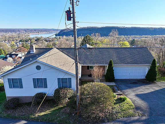 4th image of 39 Elliott Dr