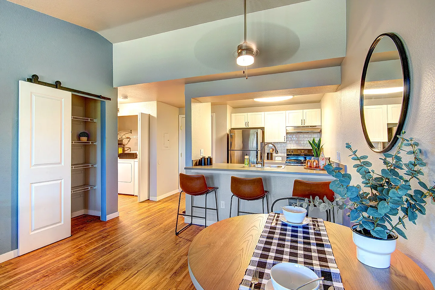 The Lynx Apartments — Photo 3