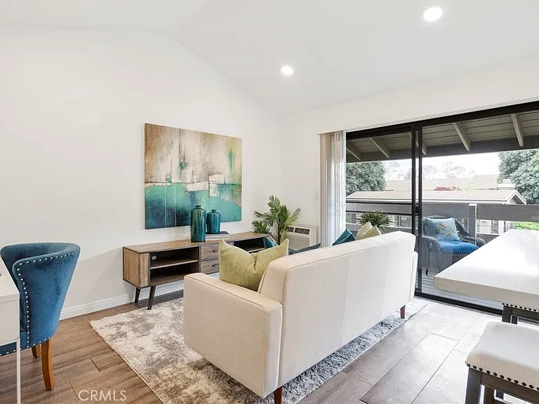 262 Streamwood — Photo 151