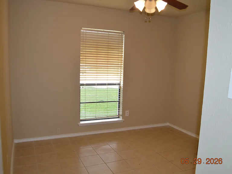 5225 Worley Dr — Photo 6