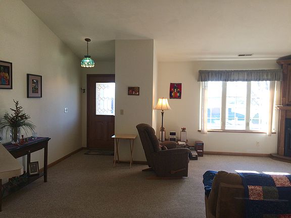 2nd image of 750 Berkshire Dr