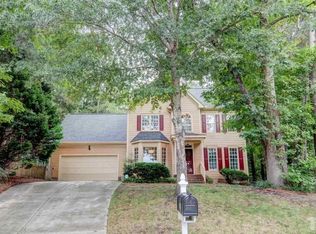 105 Ormsby Ct, Cary, NC 27519