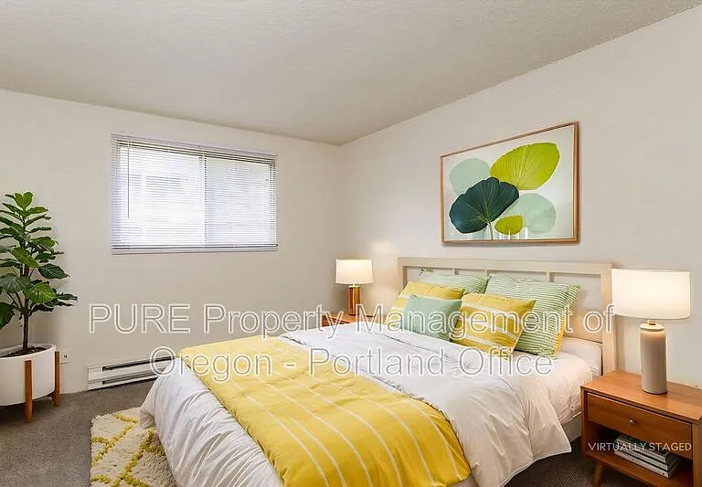 Parkway Garden — Photo 72