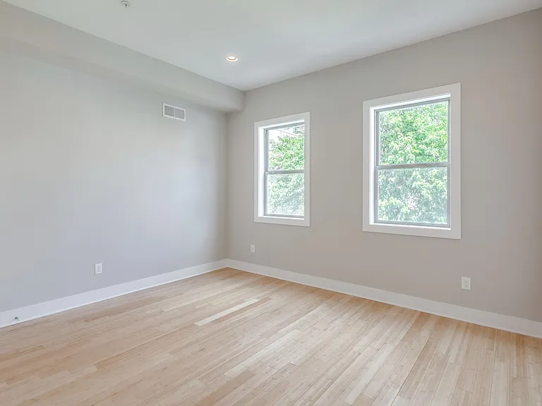 877 N 5th St #B — Photo 14