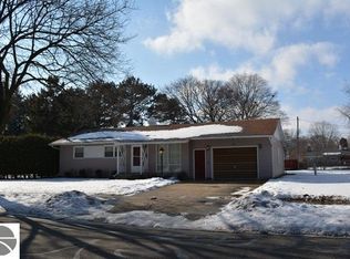 706 S Crapo St, Mount Pleasant, MI 48858