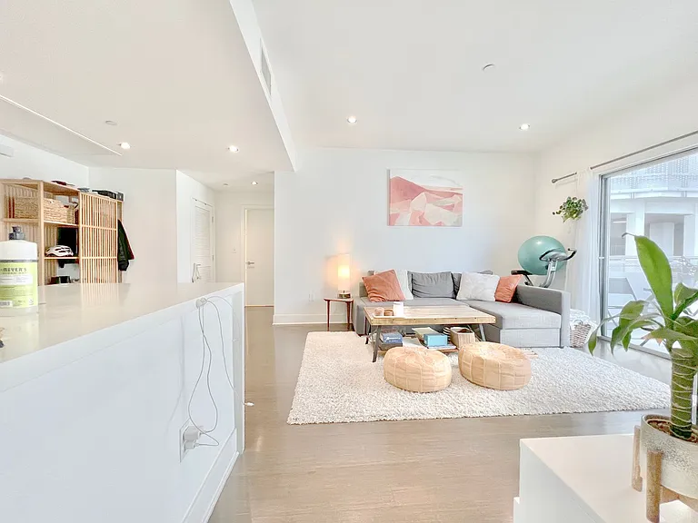 1700 Sawtelle Blvd #219 — Photo 11