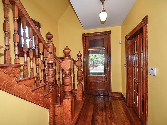 5th image of 720 Woodruff Place East Dr