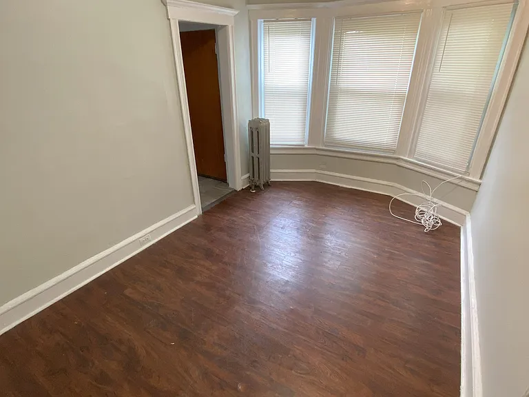 6124 Ludlow St — Photo 13