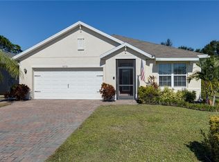 10536 Canal Brook Ln, Lehigh Acres, FL 33936