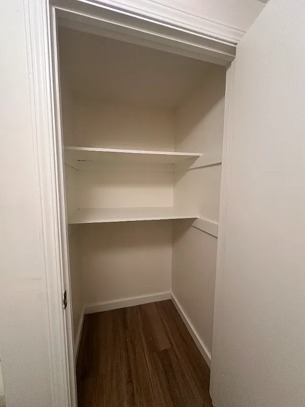 Studio, 500 sqft, $1,297 — Photo 3