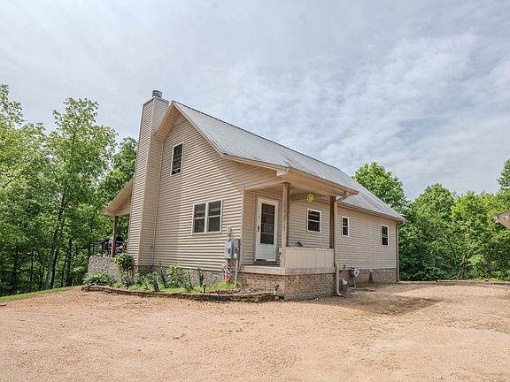 4th image of 1211 Bundrant Hollow Rd