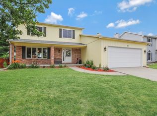 11 Hidden Lake Ct, Bloomington, IL 61704