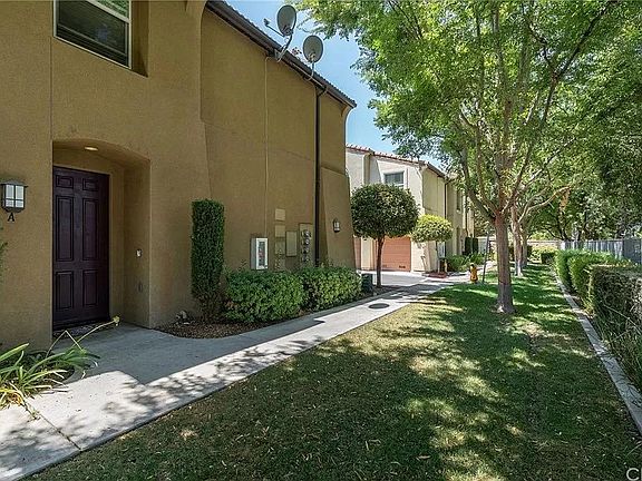 2nd image of 27855 Cactus Ave Unit A