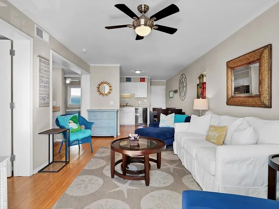 102 Carolina Beach Ave S #202