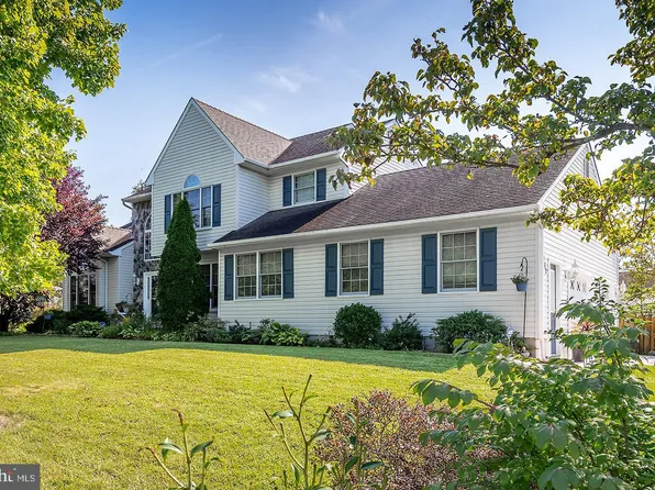 432 Labrador Trl, Mullica Hill, NJ 08062
