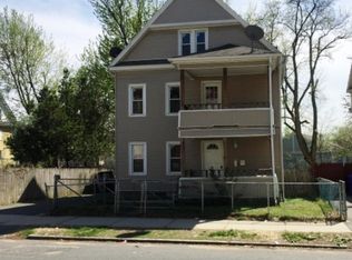 20 Tracy St, Springfield, MA 01104