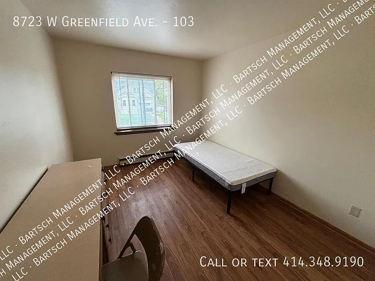 8723 W Greenfield Ave #103 — Photo 2
