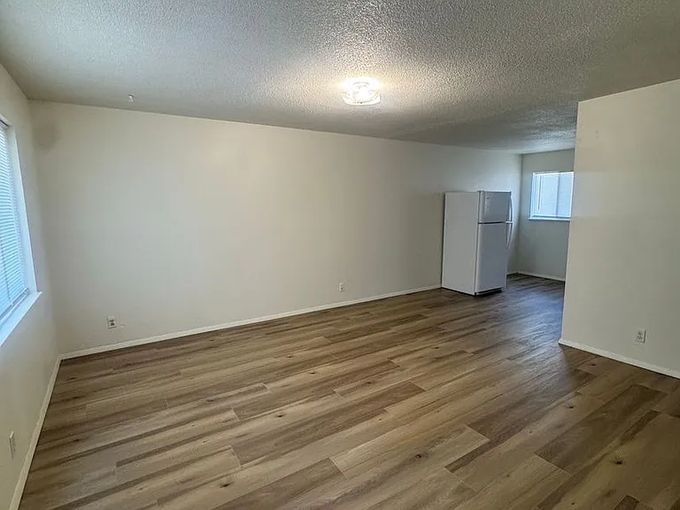 333 Park Ave #17 — Photo 2