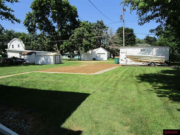 5th image of 108 N 5th St