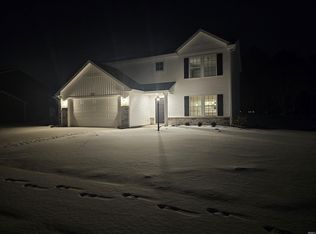 17438 Fett Dr, Huntertown, IN 46748